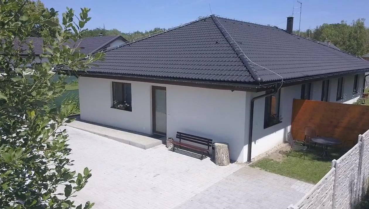 Apartman Dubova Milovice  Exterior photo